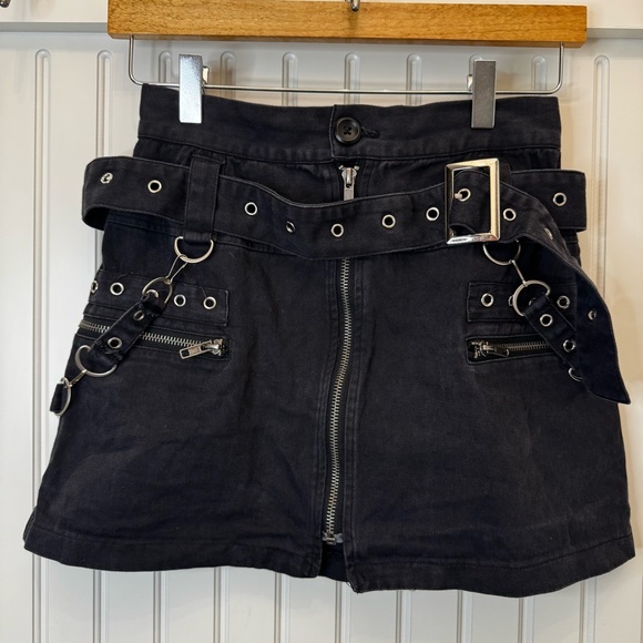 Carmar Dresses & Skirts - Carmar Black Denim Grunge Skirt W/ Zipper, Chain & Grommet Detail Whimsy Goth 8